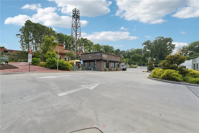 218 S Ave SE, Atlanta, GA 30315 - view of asphalt street featuring curbs