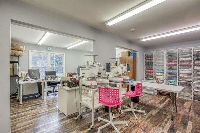 office area featuring dark hardwood / wood-style floors