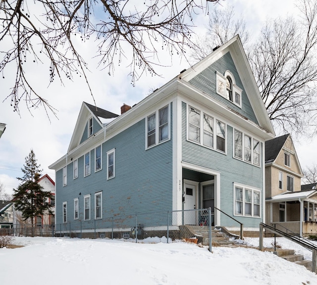 view of front of house