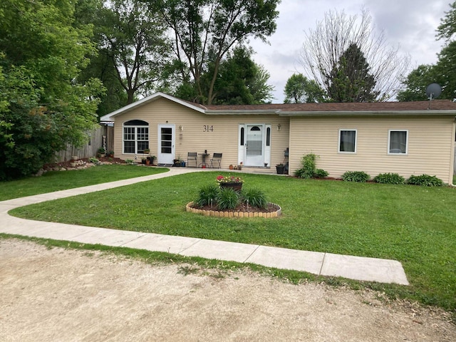 314 Oak Ave SE, Montgomery, MN 56069 - photo 15