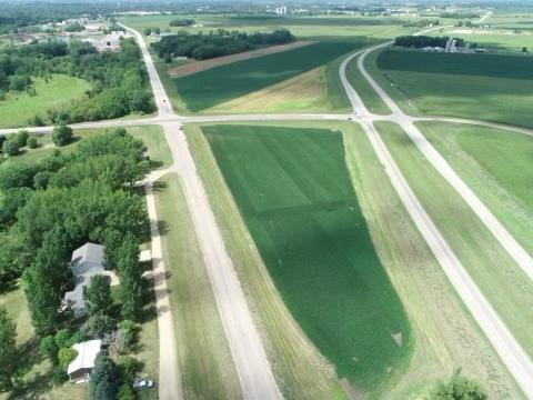 Listing photo 2 for xxx Airport Road, Hutchinson MN 55350