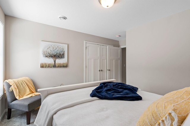 bedroom featuring a closet