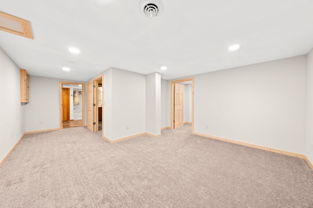 empty room featuring carpet flooring