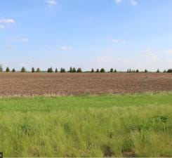 35818 Sharon Prairie Dr, Le Sueur, MN 56058