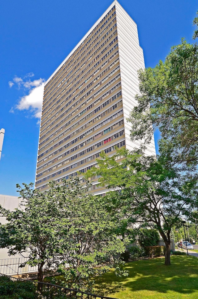 view of building exterior