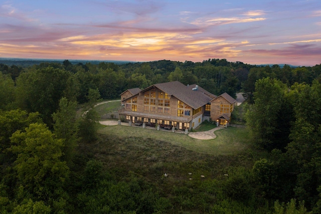 view of aerial view at dusk