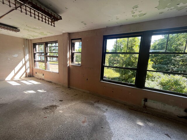 Listing photo 6 - caption unavailable