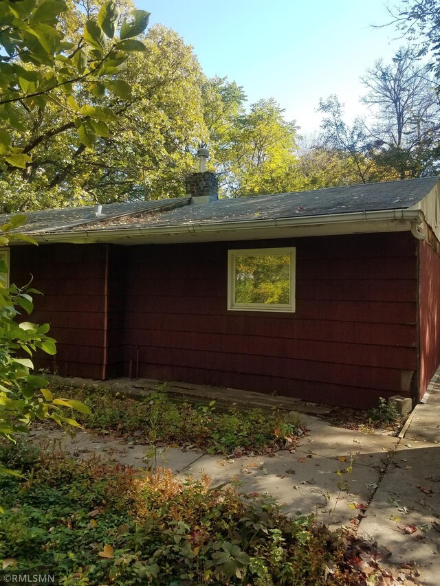 view of property exterior