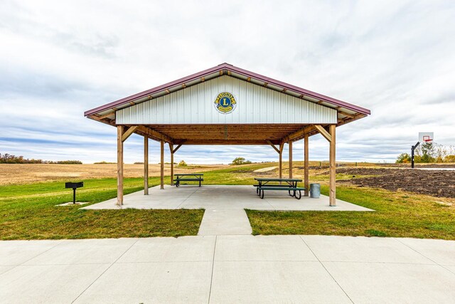 2512 Valley Vw, Hawley, MN 56549