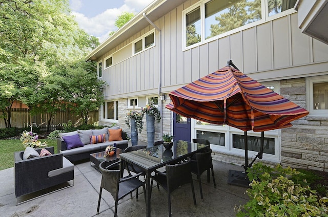 view of patio / terrace featuring an outdoor living space