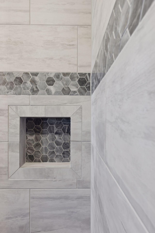 interior details with tiled shower