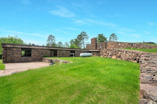 view of yard with a patio area