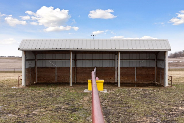 view of outdoor structure