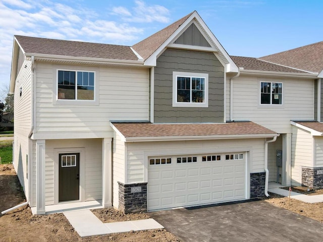 view of front of house featuring a garage