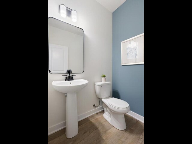 13599 Hollybrook Dr, Apple Valley, MN 55124 - photo 5