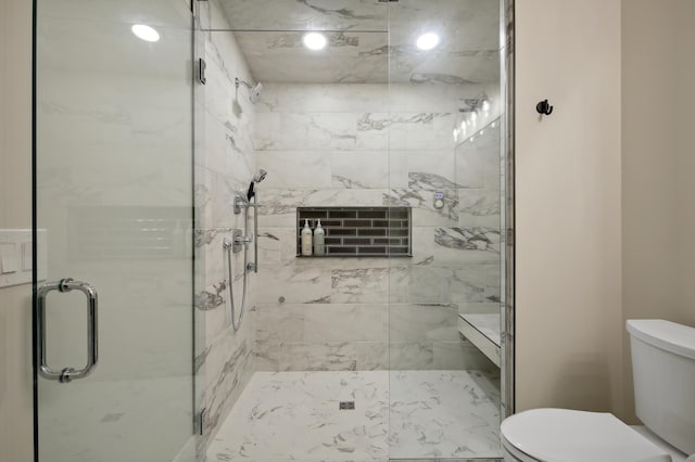 935 Lakewood Hills Rd, Eagan, MN 55123 - bathroom with toilet and a shower stall