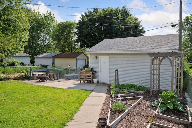 1503 Sheridan Ave N, Minneapolis, MN 55411 - view of yard featuring a garden and a patio
