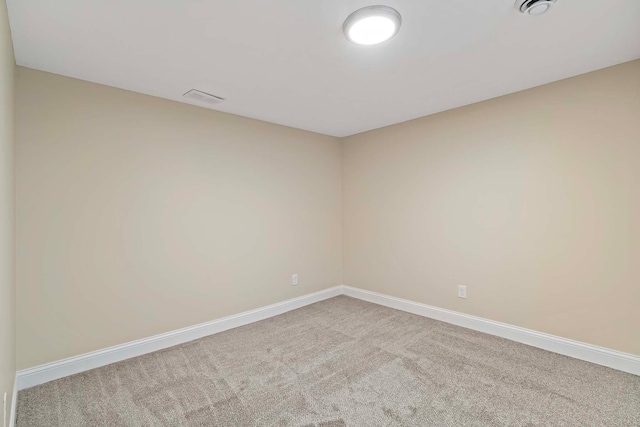 empty room featuring carpet