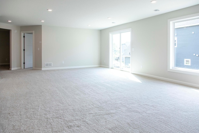 view of carpeted spare room