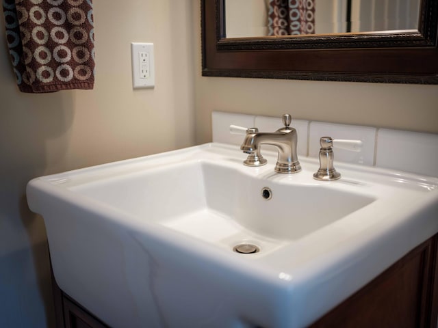 bathroom with sink