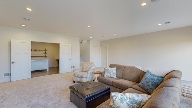 living room with carpet