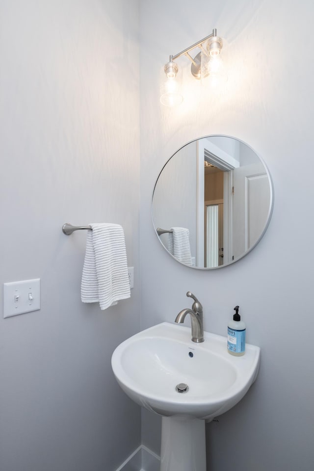 bathroom with sink