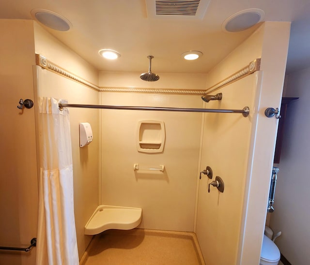 bathroom with a shower with curtain