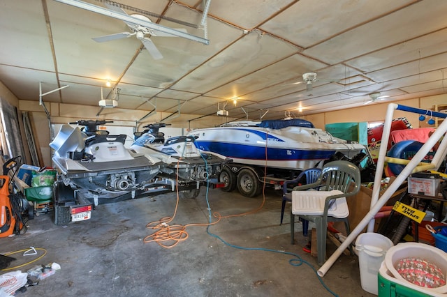 garage with ceiling fan