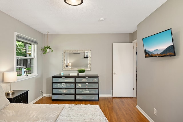 3706 90th St, Bloomington, MN 55431 - bedroom featuring wood finished floors and baseboards