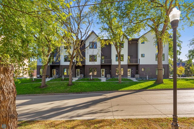 502 8th St S Unit 3, Fargo, ND 58103 - photo 4