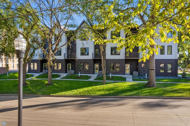 502 8th St S Unit 3, Fargo, ND 58103 - photo 39