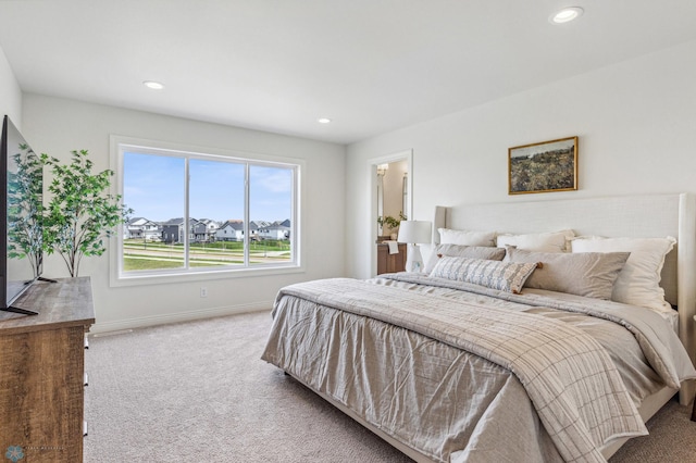 bedroom with carpet flooring