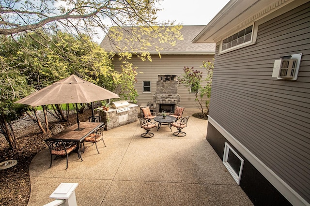 view of patio featuring area for grilling