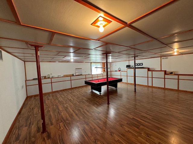 rec room with visible vents, wood finished floors, and billiards