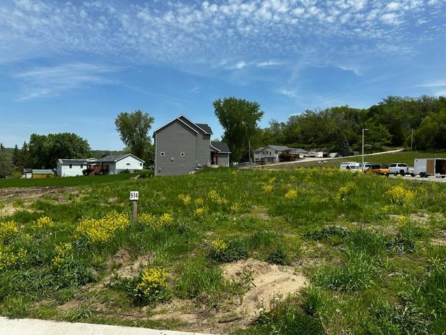 Listing photo 2 for 4359 22nd Ave NE, Rochester MN 55906