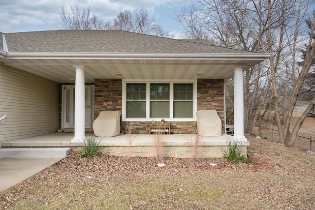 property entrance featuring a porch