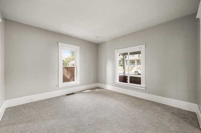 2806 Aldrich Ave N, Minneapolis, MN 55411 - unfurnished room with carpet and baseboards