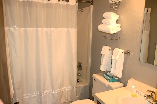 25124 Tame Fish Lake Rd Unit 550, Deerwood, MN 56444 - full bath with vanity, shower / tub combo, and toilet