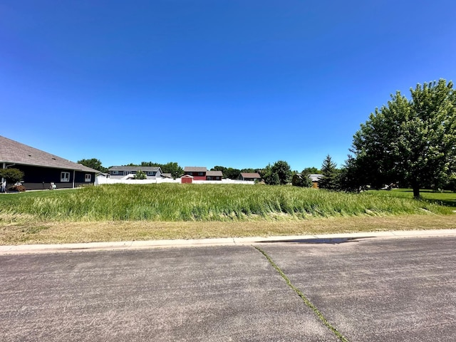 704 Andrew St, Marshall, MN 56258