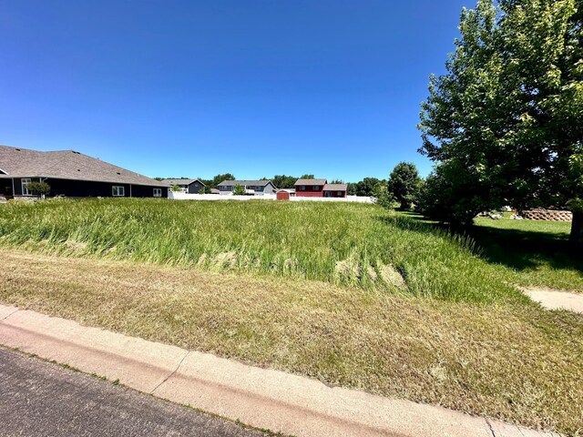 704 Andrew St, Marshall, MN 56258