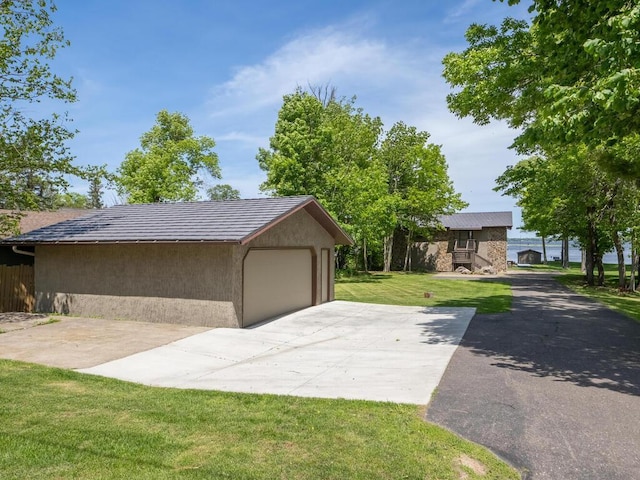 view of detached garage