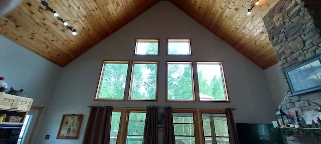 details featuring wooden ceiling