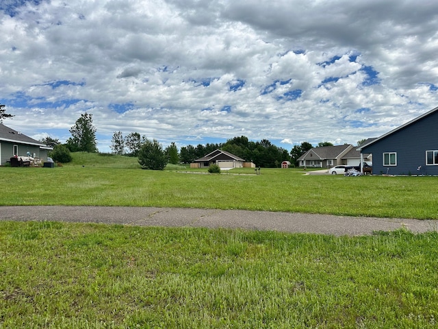 Listing photo 3 for 227 Coves Ct, Amery WI 54001