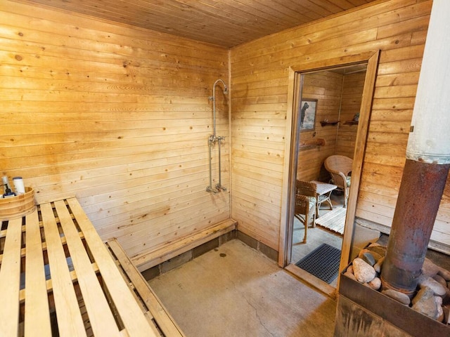 view of sauna / steam room