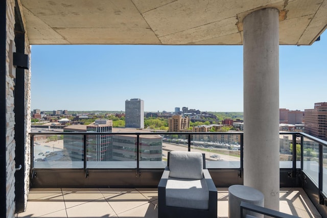 1240 2nd St Unit 1201, Minneapolis, MN 55415 - balcony with a city view