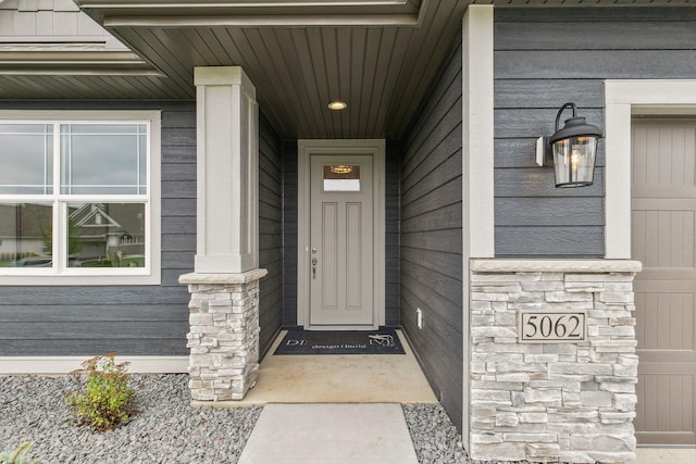 view of property entrance