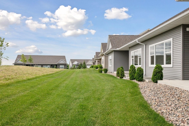 view of yard with a residential view