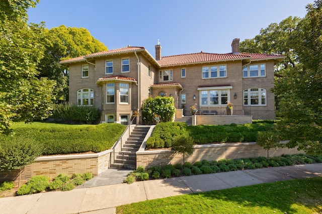 view of mediterranean / spanish home