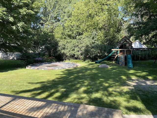 view of yard featuring a playground