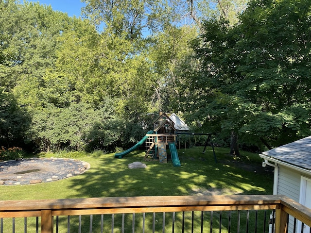 view of yard featuring a playground